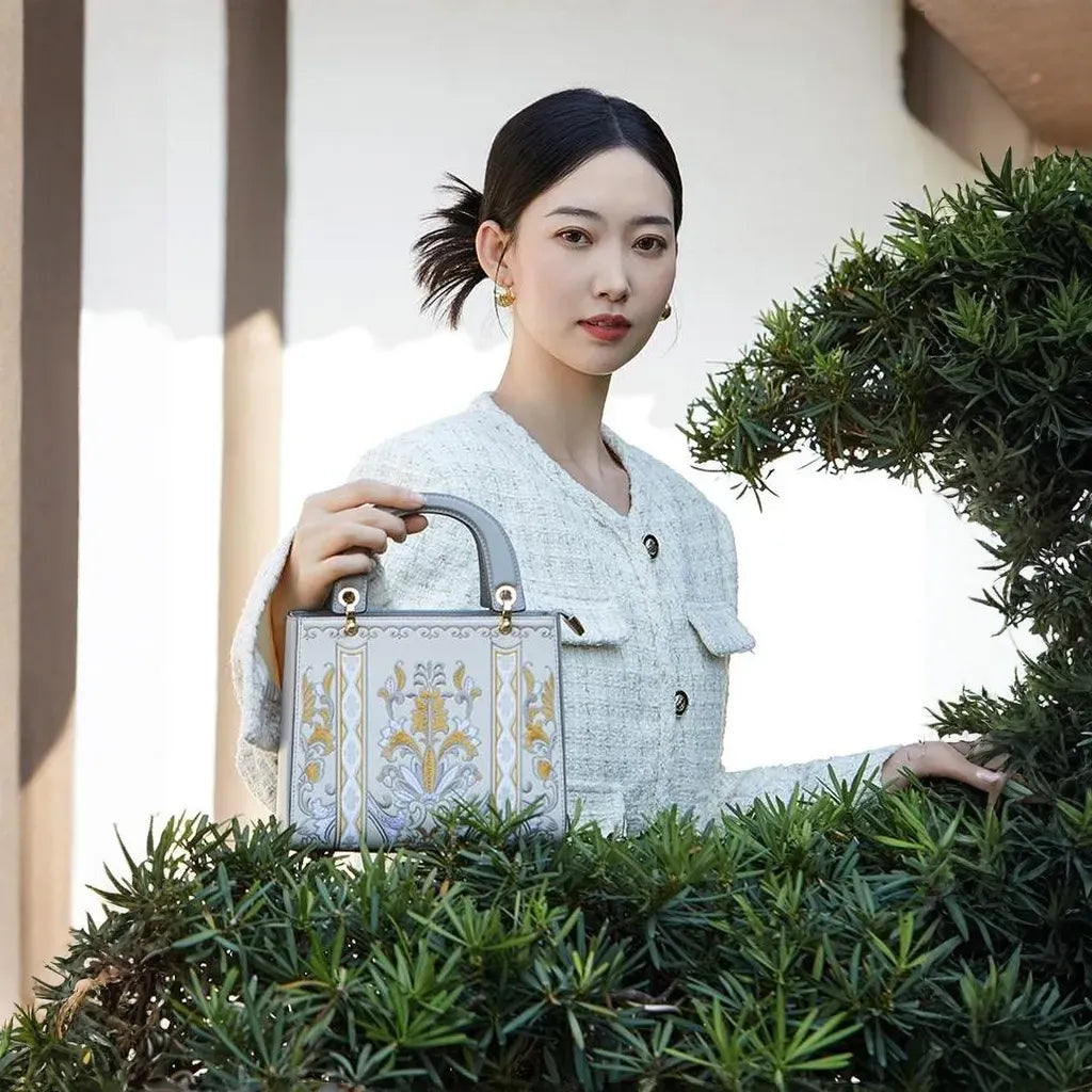 Youthrone Blue and White Porcelain Shoulder Bag – Vintage Chinese-Inspired Chic Square Handbag